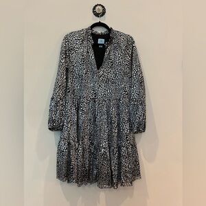 Super fun silver print babydoll dress by CeCe